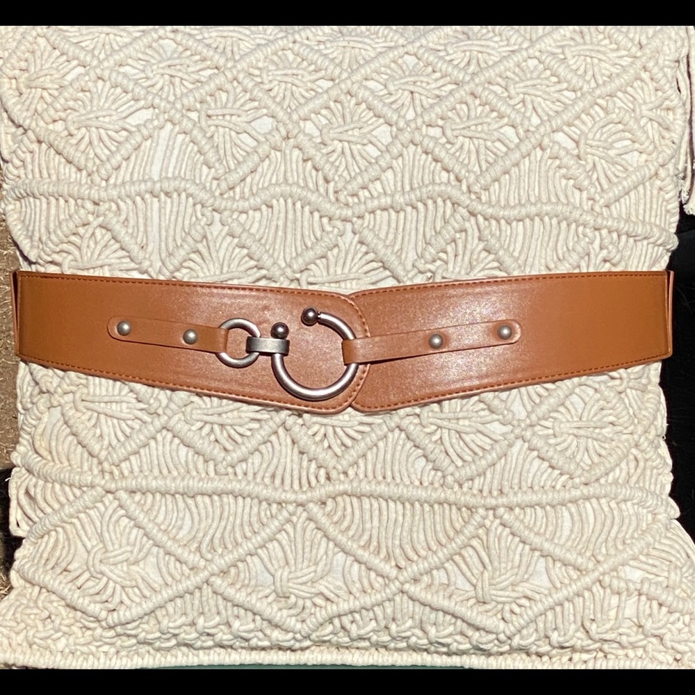 Brown leather stretch belt with hook